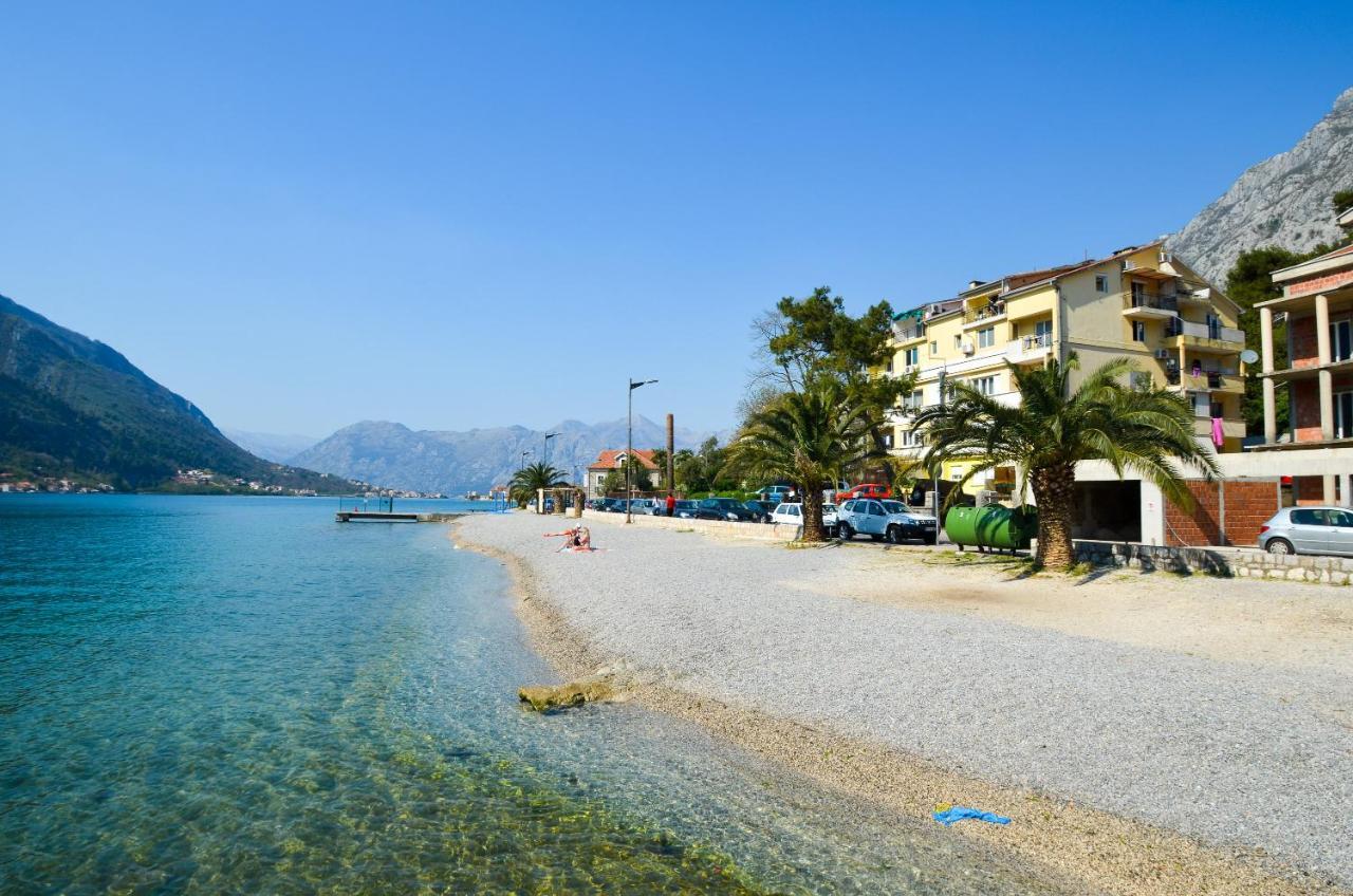 Central Apartment Kotor Exterior photo
