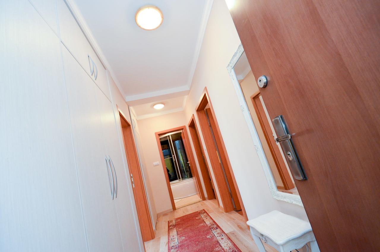 Central Apartment Kotor Exterior photo