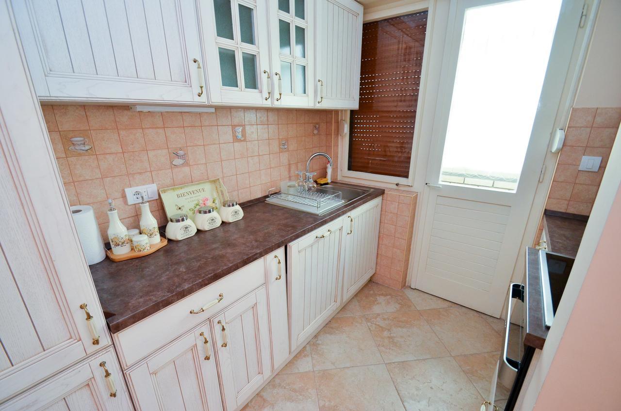 Central Apartment Kotor Exterior photo