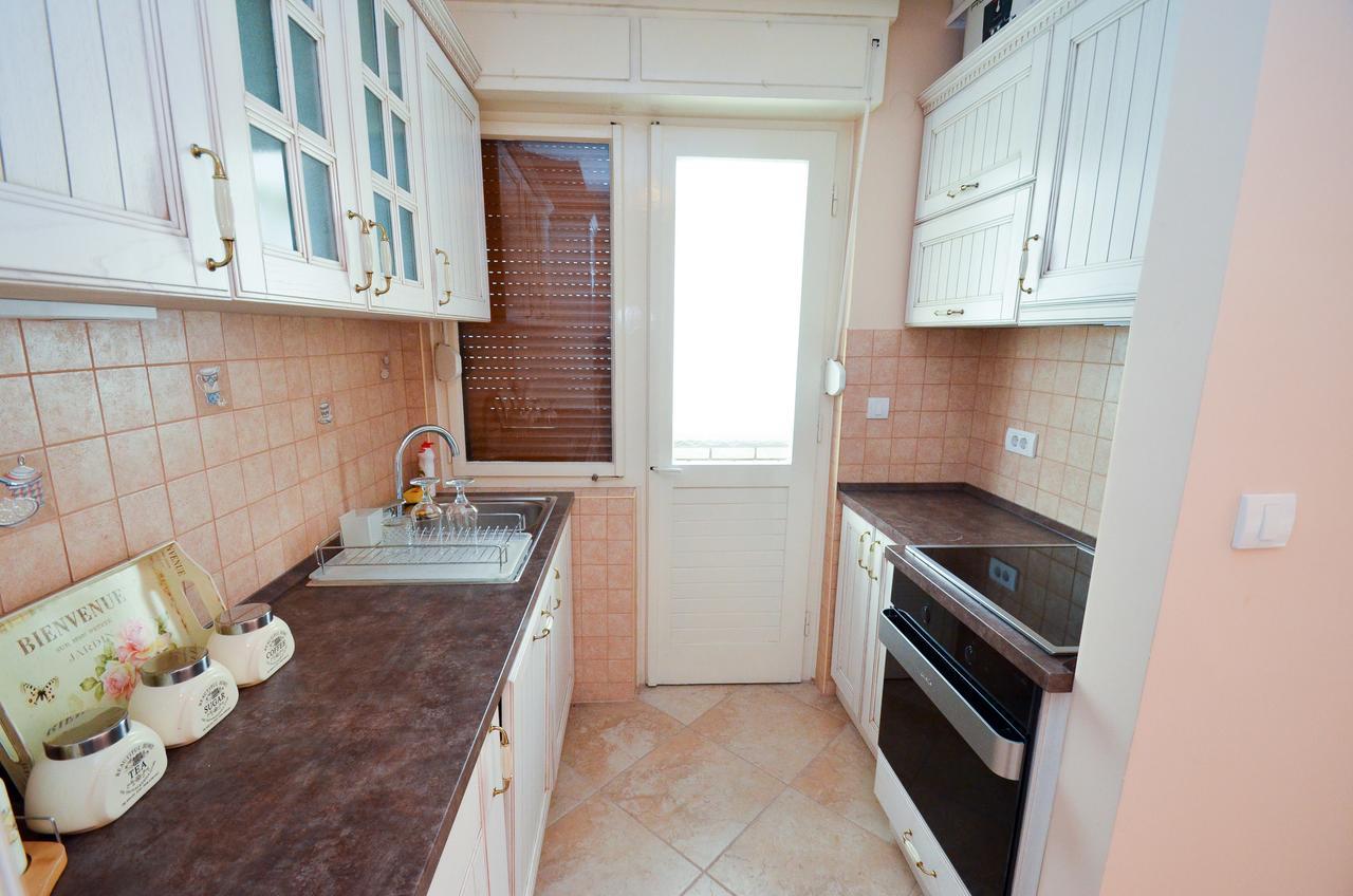 Central Apartment Kotor Exterior photo